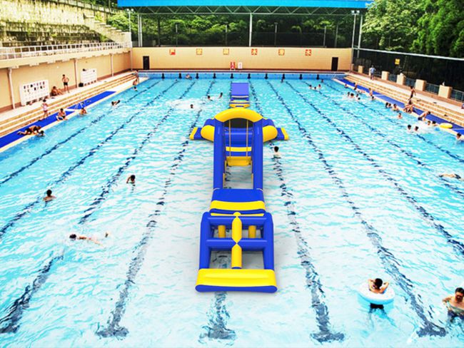Inflatable floating waterpark for indoor applications Inflatable waterparks Inflatable Obstacle Course 第2张