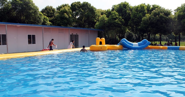 Hubei Inflatable Water Park Customer Case 第1张