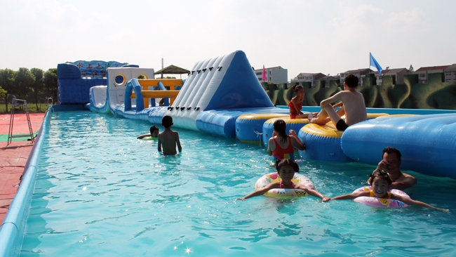 Hubei Inflatable Water Park Customer Case 第6张